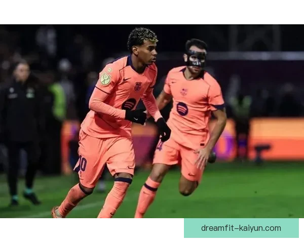 拉什福德进攻效率大幅提升，助力球队争夺荣誉的关键因素表现亮眼