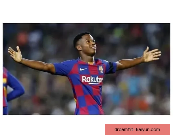 佩德里转会费总和及当前合同情况分析